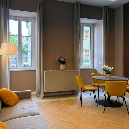 Teatro Romano Exclusive Suites Trieste Eksteriør billede