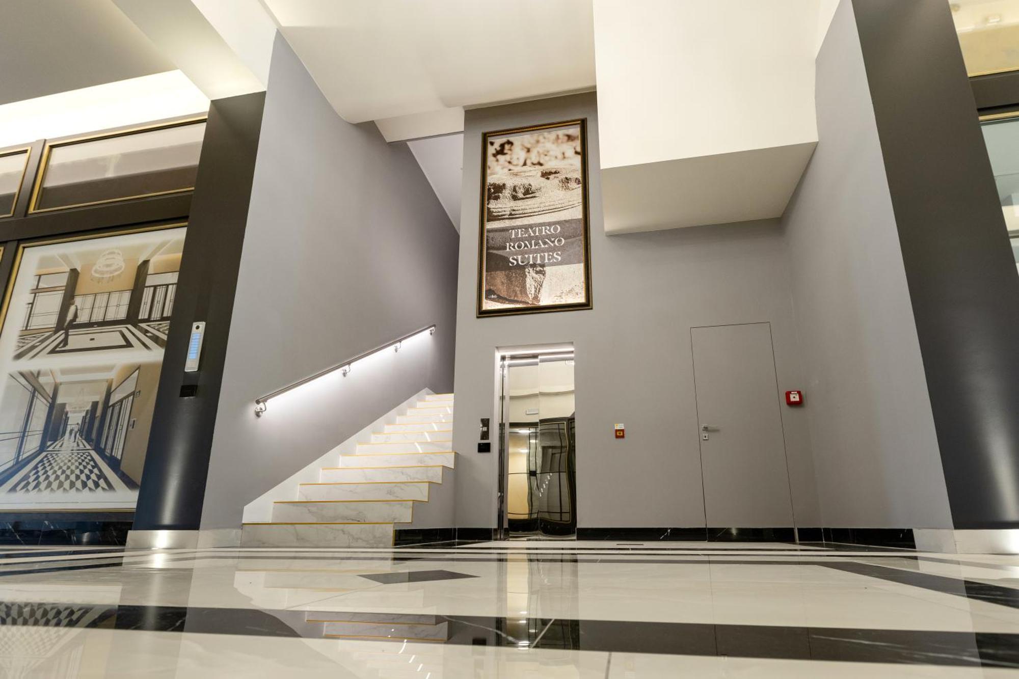 Teatro Romano Exclusive Suites Trieste Eksteriør billede