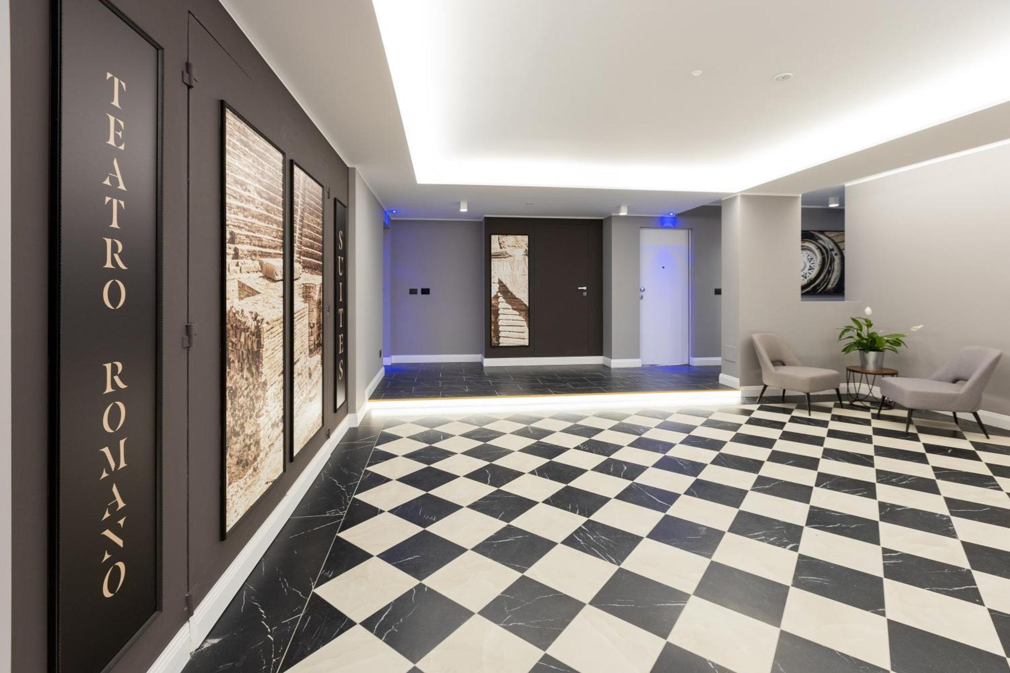 Teatro Romano Exclusive Suites Trieste Eksteriør billede