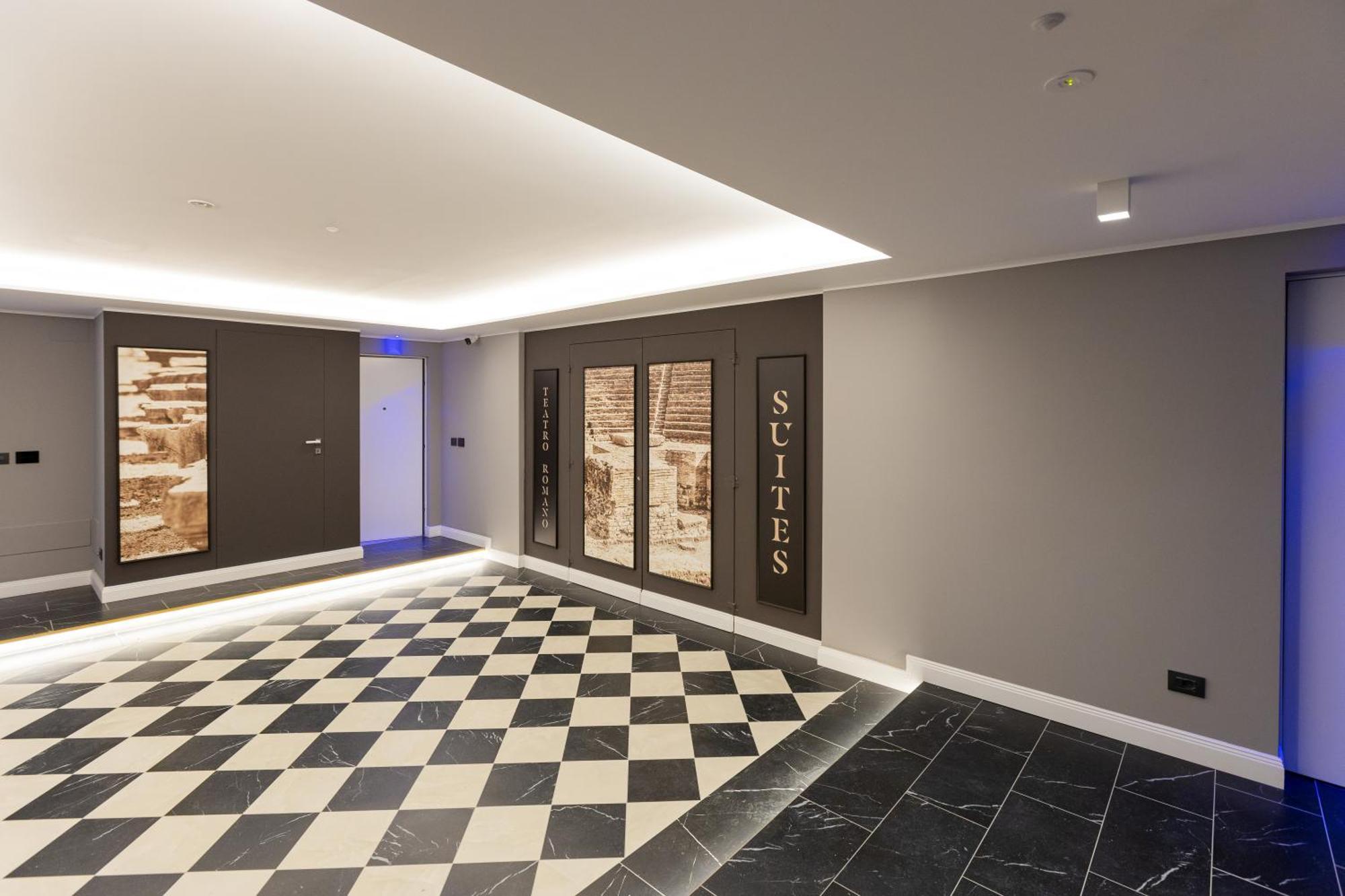 Teatro Romano Exclusive Suites Trieste Eksteriør billede