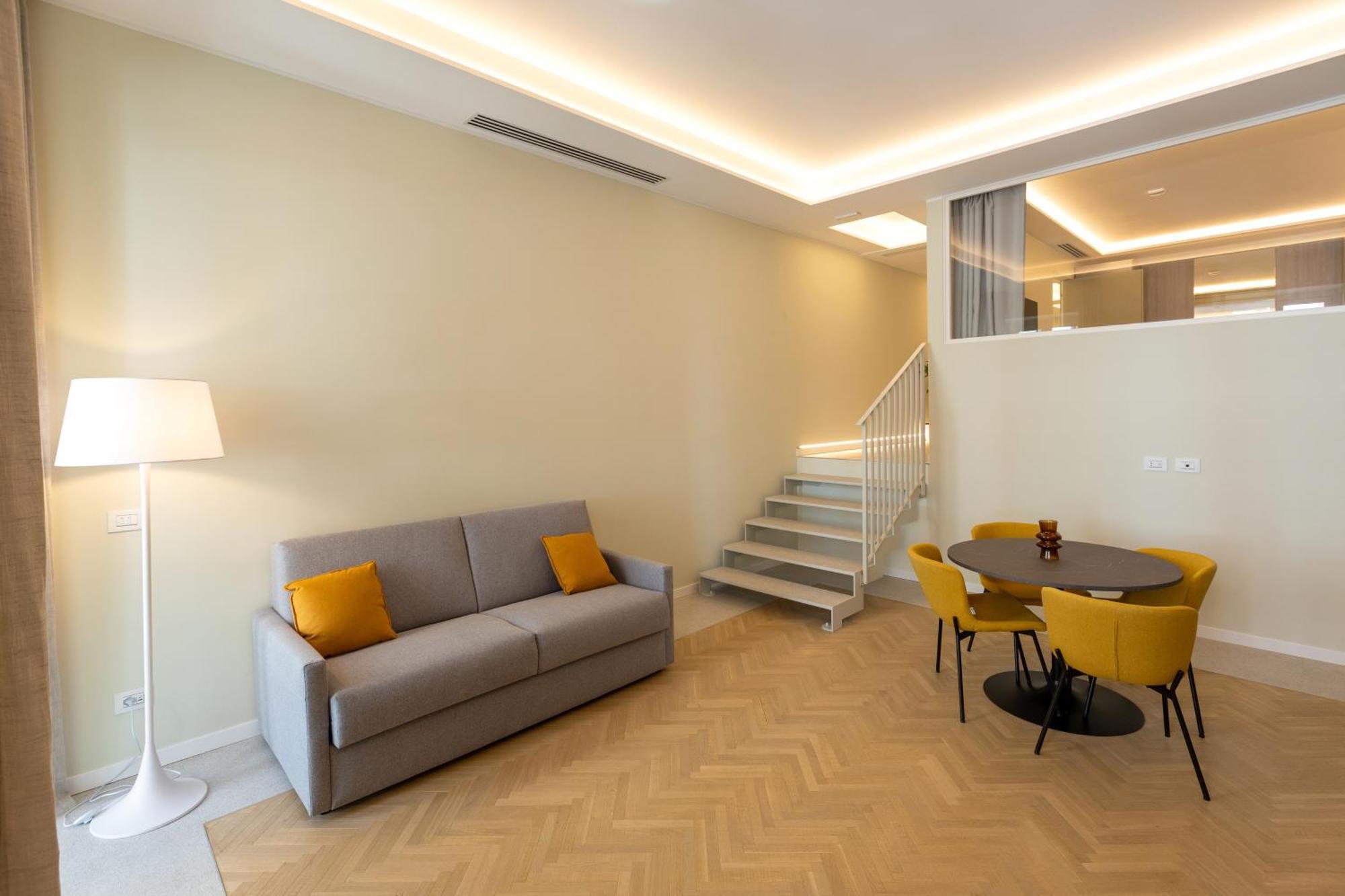 Teatro Romano Exclusive Suites Trieste Eksteriør billede