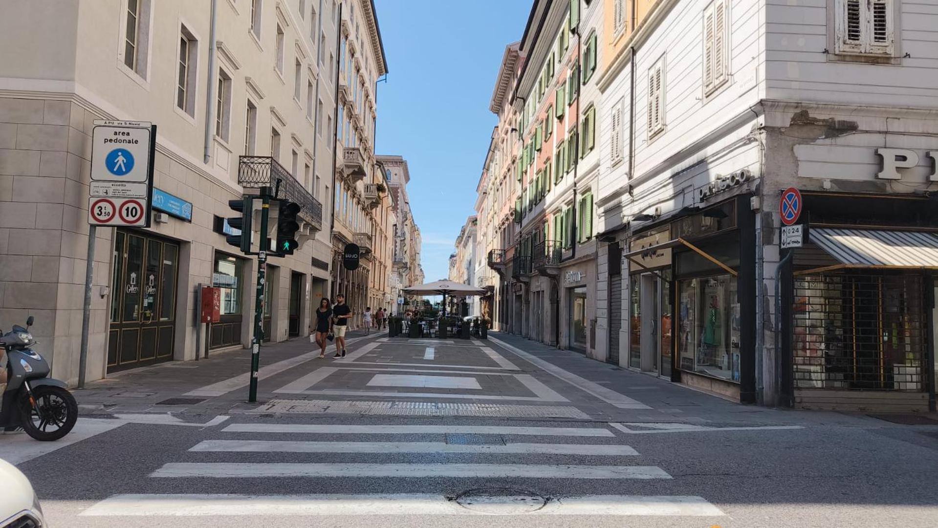 Teatro Romano Exclusive Suites Trieste Eksteriør billede